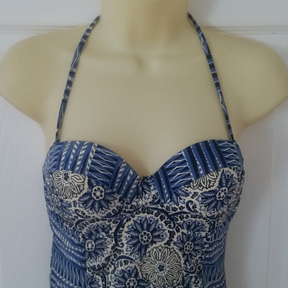 Retro Style Volcom Swimsuit - Picture 3 of 8